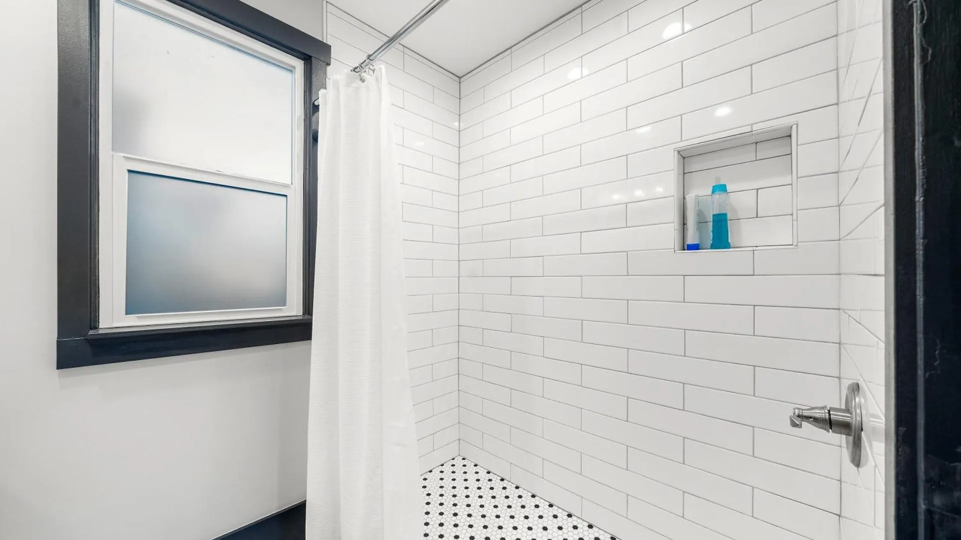 Holiday home Stay Portland - Fresh Belmont Charmer - 95 Walkscore United States